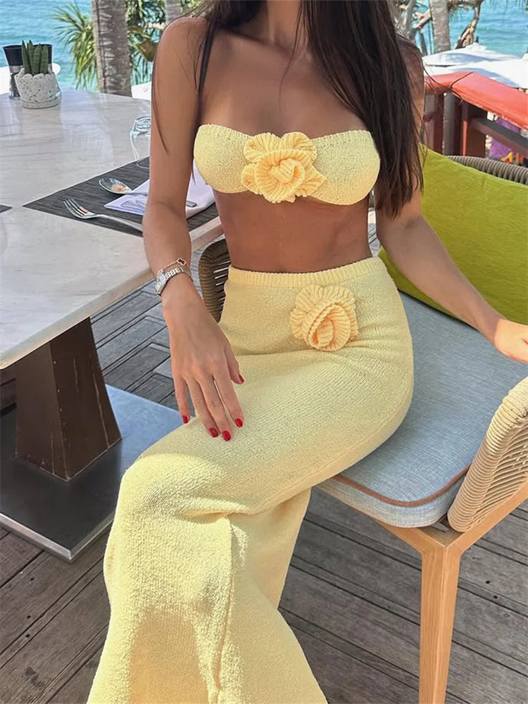 Sexy Sommer-Zweiteiler mit 3D-Blumen – Schulterfreies Top & Langer Rock